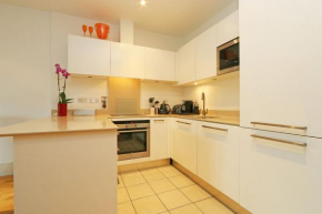 Riverside 1 Bed Apartment